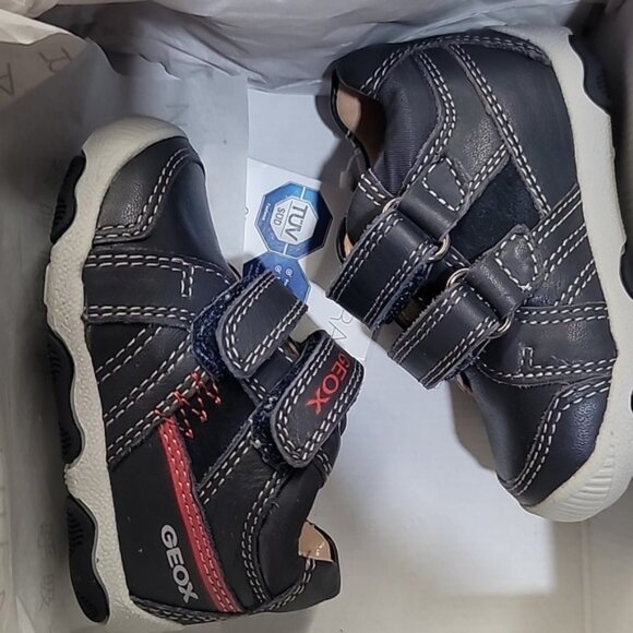 Geox Baby Balu 39 First Walker (Infant/Toddler) - Picture 2 of 3